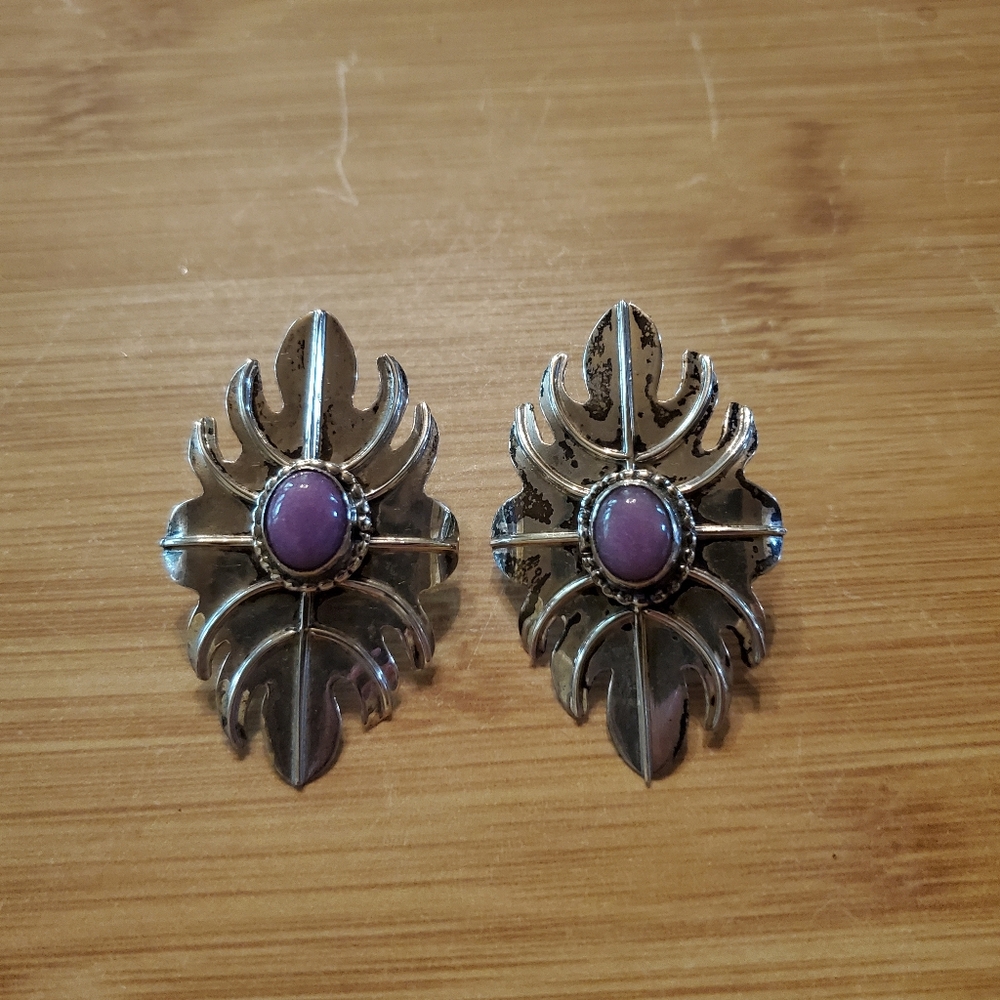 Vintage SS Pueblo Lavender Jade Earrings Felley